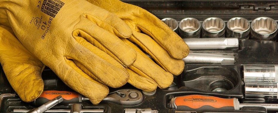 Normy rękawic roboczych i ochronnych