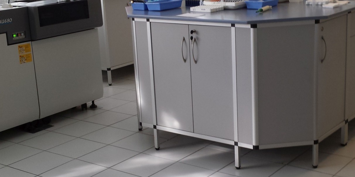 Zagrożenia chemiczne w zakładach pracy