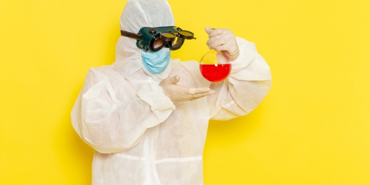 Ubrania chroniące przed ciekłymi chemikaliami