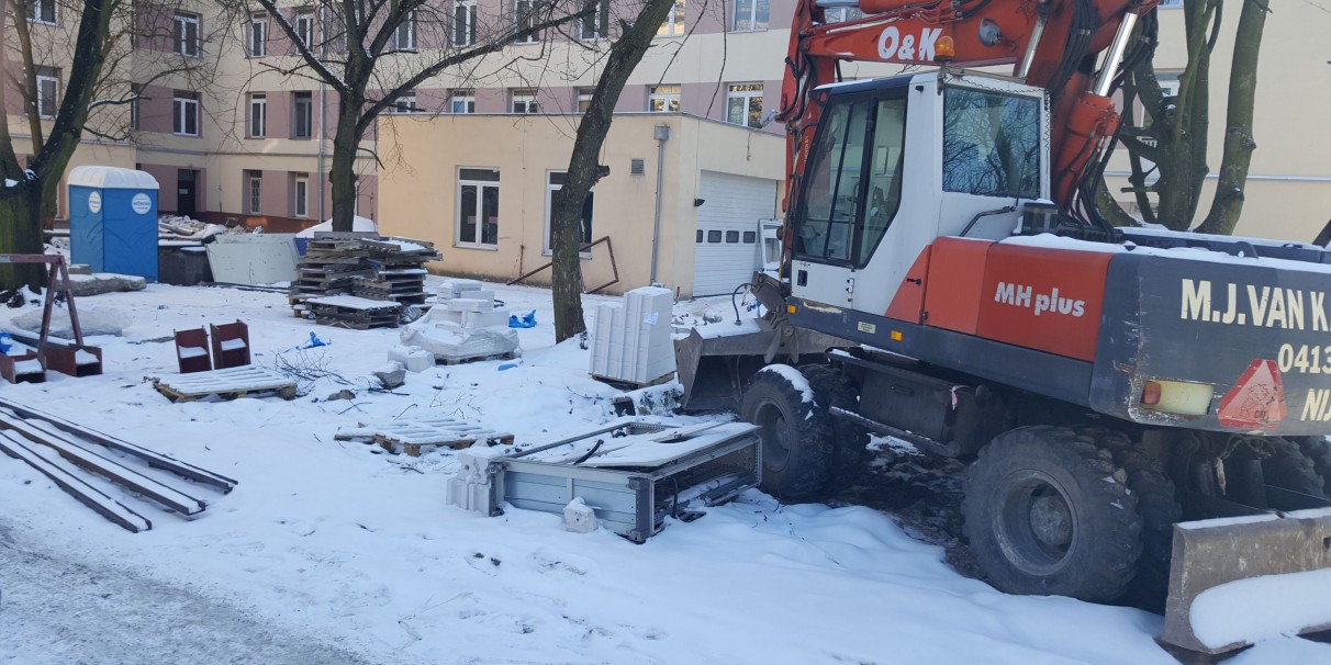 Bezpieczne prowadzenie robót budowlanych w okresie zimowym 