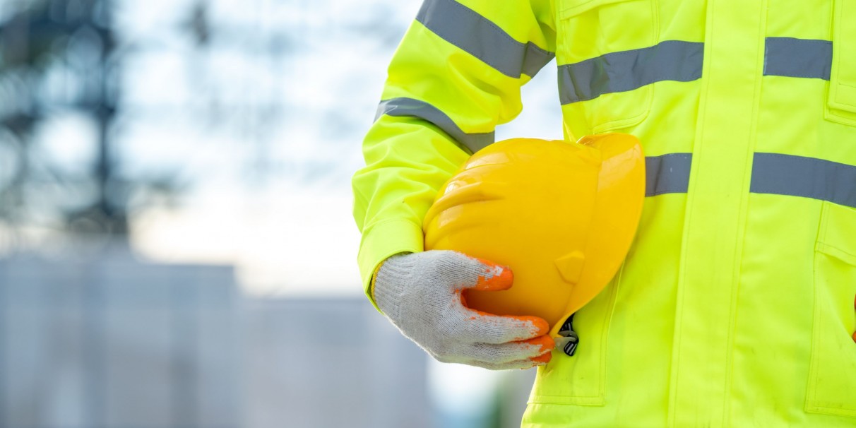 Odzież ostrzegawcza BHP — dla kogo jest dedykowana?