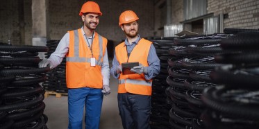 Hurtownia BHP – jak wybrać sprawdzone środki ochrony pracy i dlaczego jakość ma znaczenie?